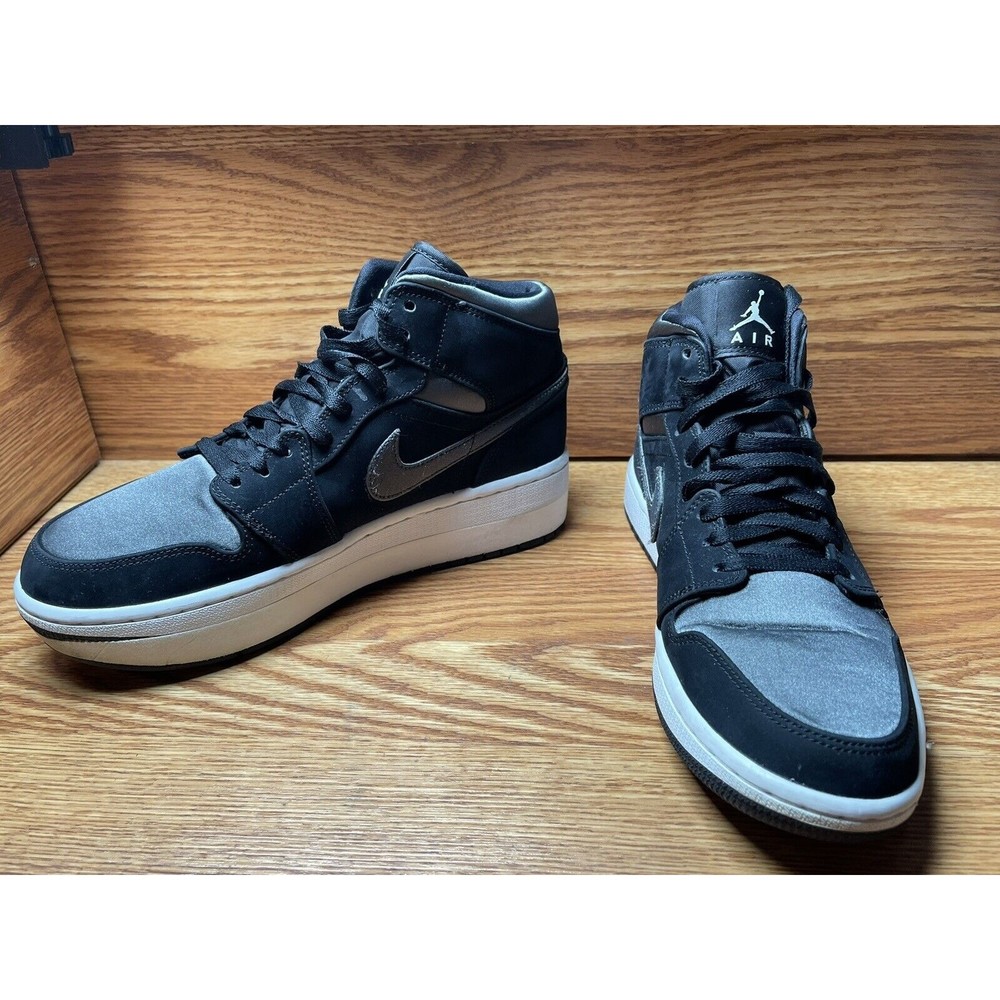 Nike Air Jordan Retro 1 W/ 1”Orthopedic Lift